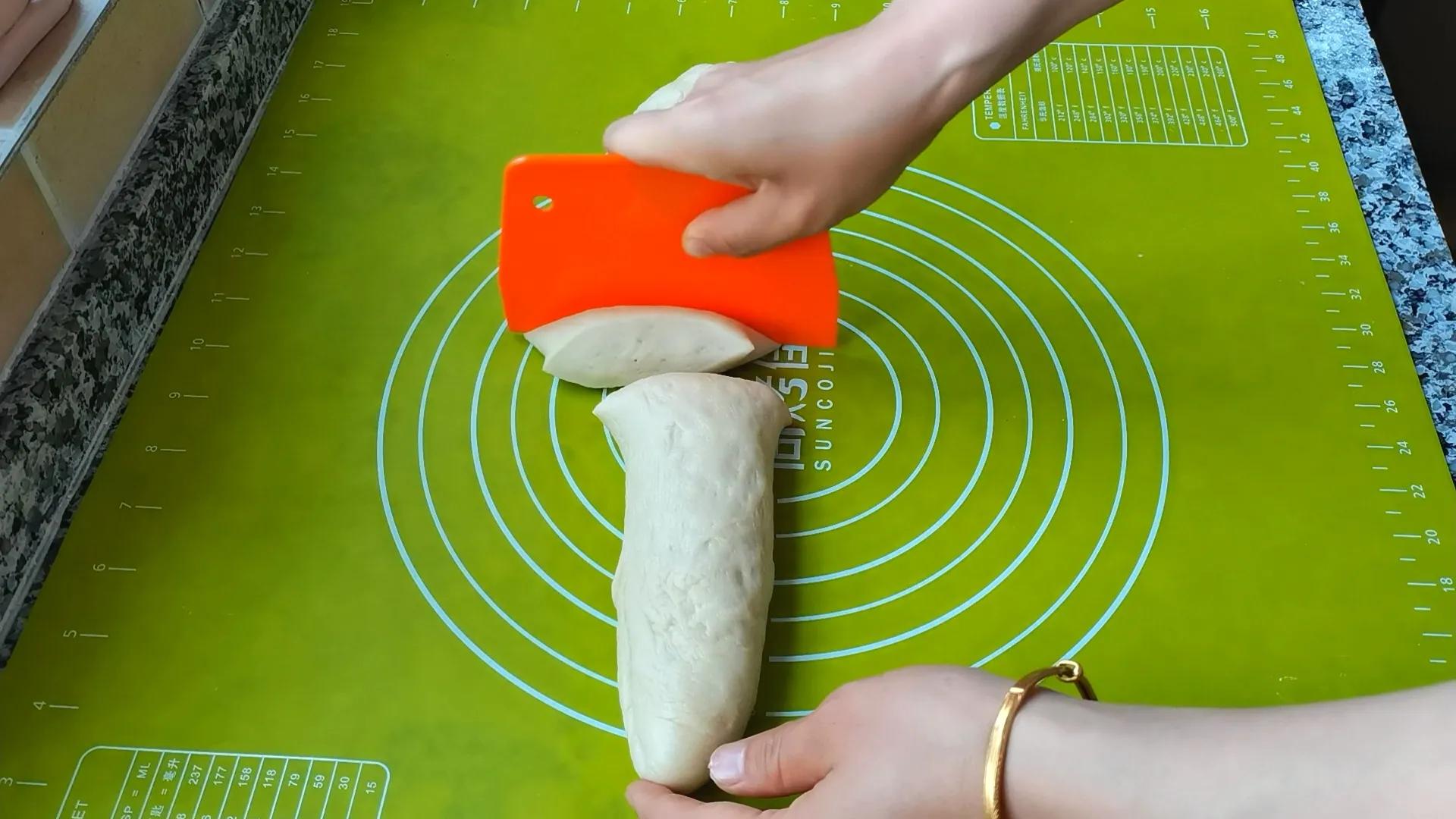 炎炎夏日多吃绿豆饼,又酥又有嚼劲的绿豆饼