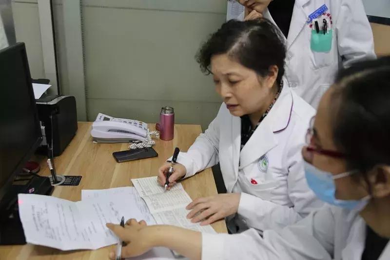 为了别人家的孩子，她操碎了心！石家庄这位“最美”医生，感动了所有人