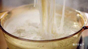 阳春面汤最正宗的做法,阳春面家常做法味极鲜