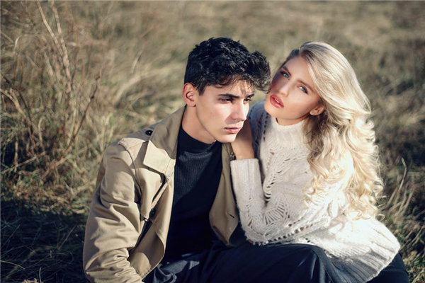 放下丈夫的出轨该怎么做,如何处理婚姻中的背叛与婚外情