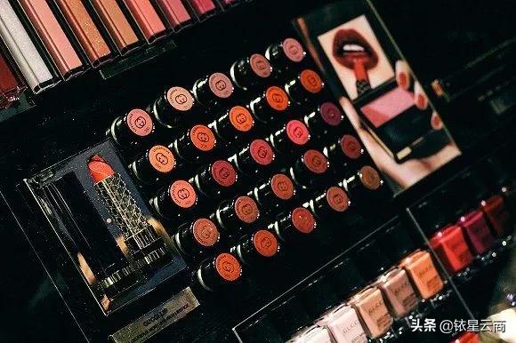 爱马仕口红爆红！“口红经济”时代来临了？