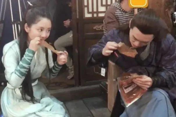 这座小县城的辣条，卫龙见了也要喊一声爸爸