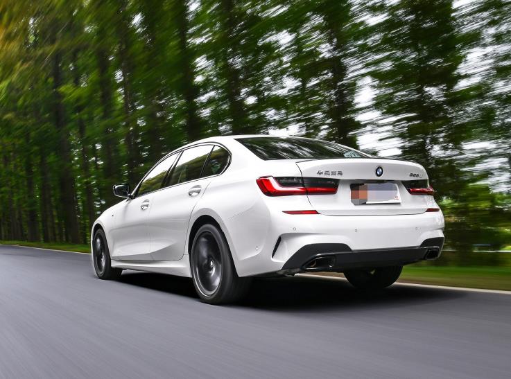 41万提了低配宝马,39万提了辆低配奔驰glc260