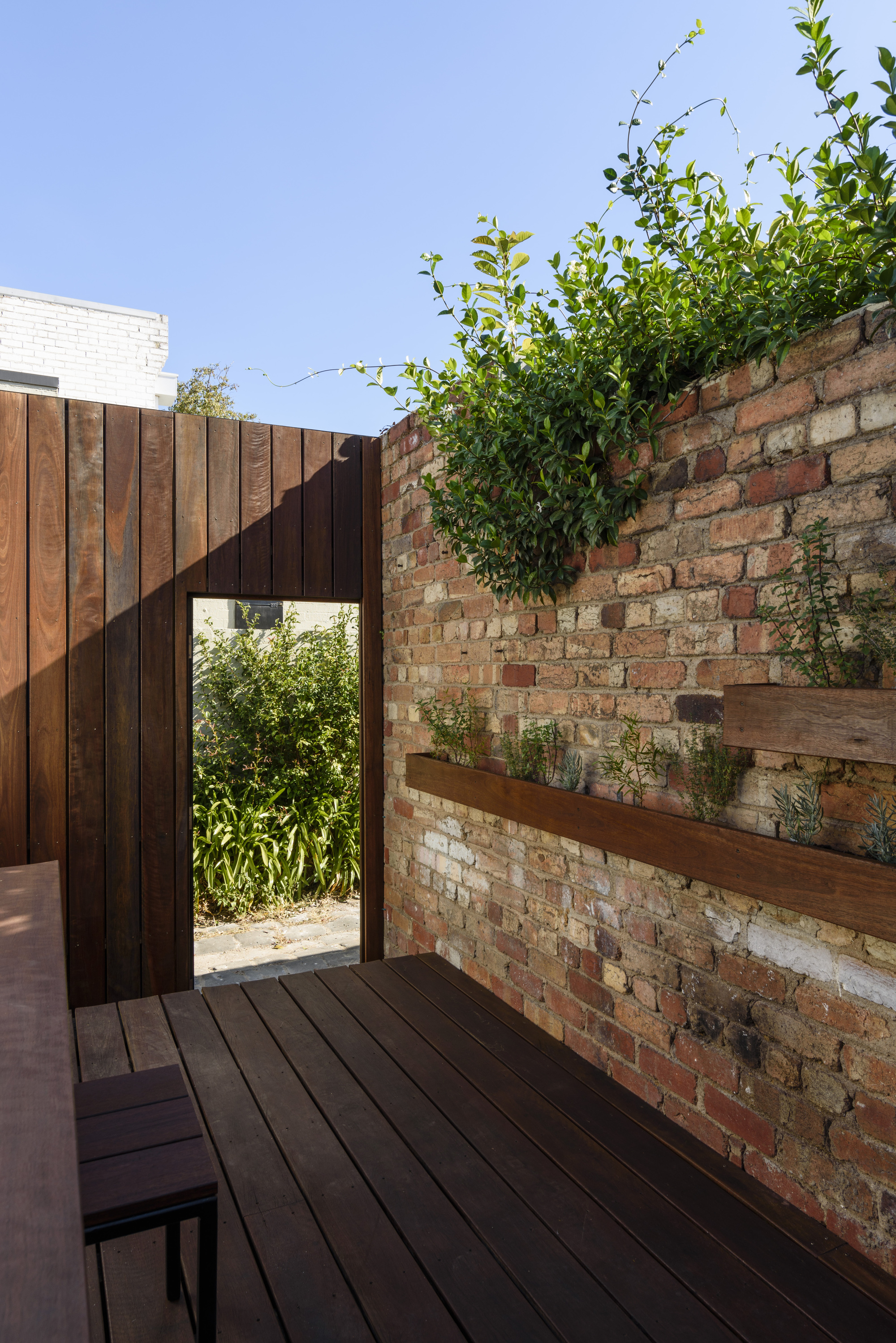 鑻卞浗姘戝app,澶嶅彜鑻卞紡灏忓眿