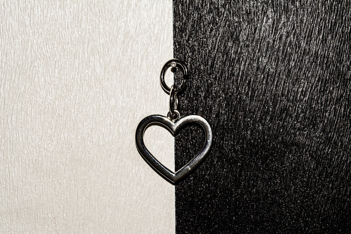 斗地主是知名度最高的,老一辈说的斗地主是怎么回事