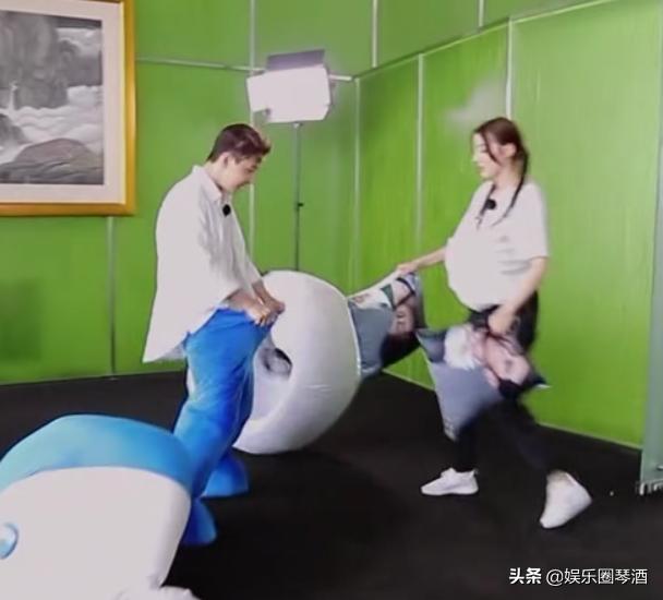 迪丽热巴被性骚扰，网友：“开个玩笑怎么了？”