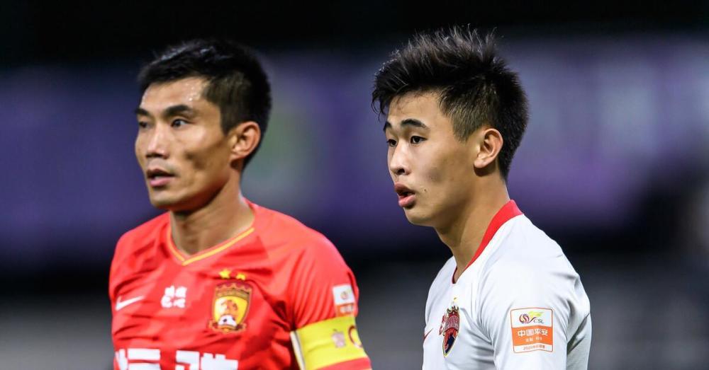 22岁郑智中国足球先生,郑智化17岁的时候