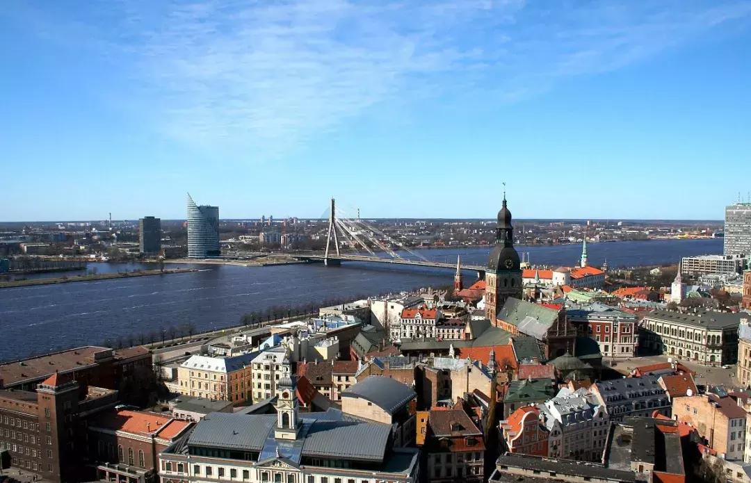 芬兰共和国国父,芬兰共和国的资料