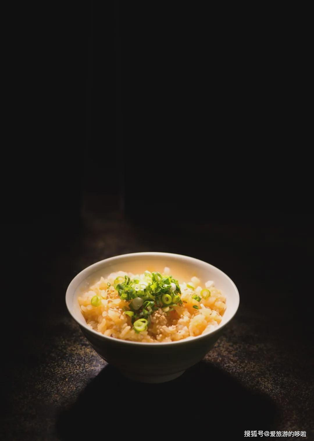 没有一份沮丧是蛋炒饭搞不定的，如果有就再来一碗