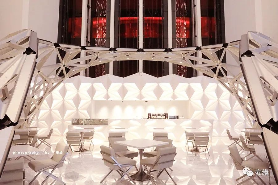 小赌王的炼金术：斥资11亿打造梦之神，澳门最喷血的娱乐巨献