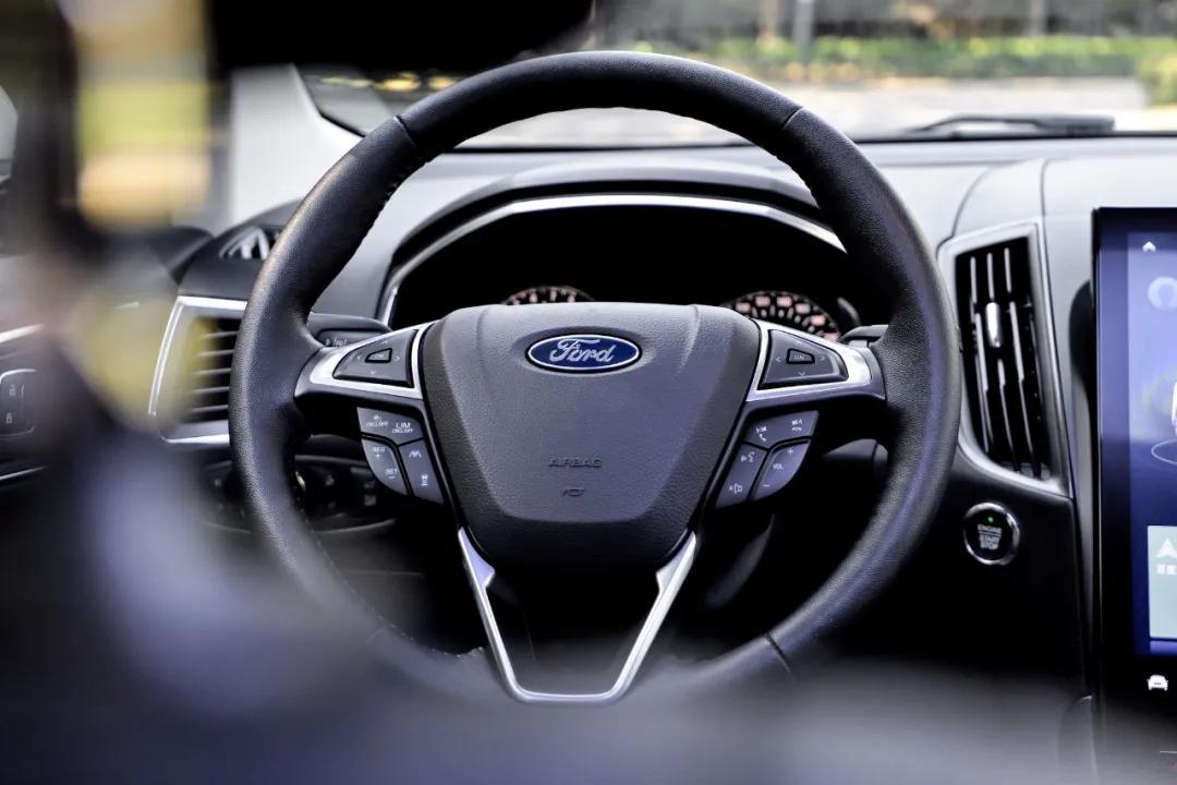 福特锐界对比汉兰达深度测评,锐界plus和汉兰达2.0t哪个值得买