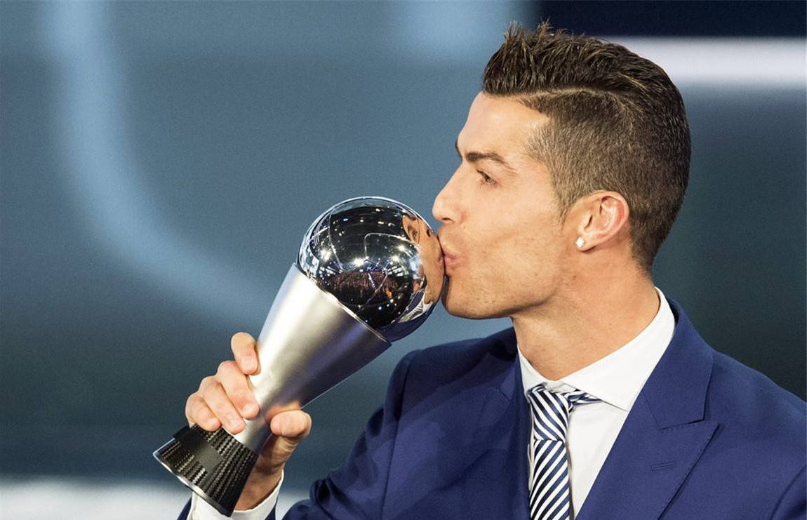 足坛历史50大球星排名贝克汉姆,足球十大巨星贝克汉姆