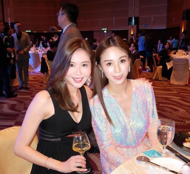 本是美艳无双的长相，却甘愿成为富豪们的“猎物”，耗尽青春