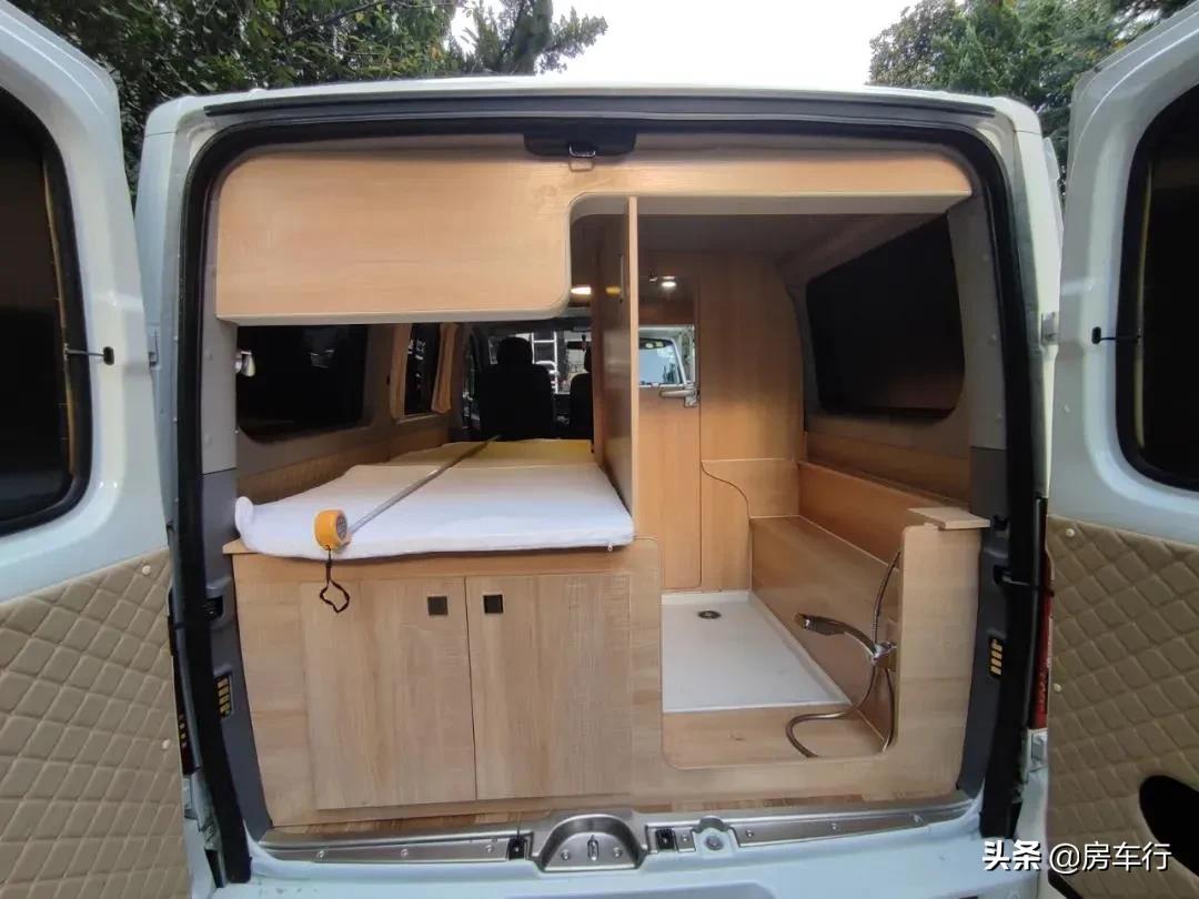 房车价格5-10万元低顶b型房车,房车大全20-30万的c型高档房车