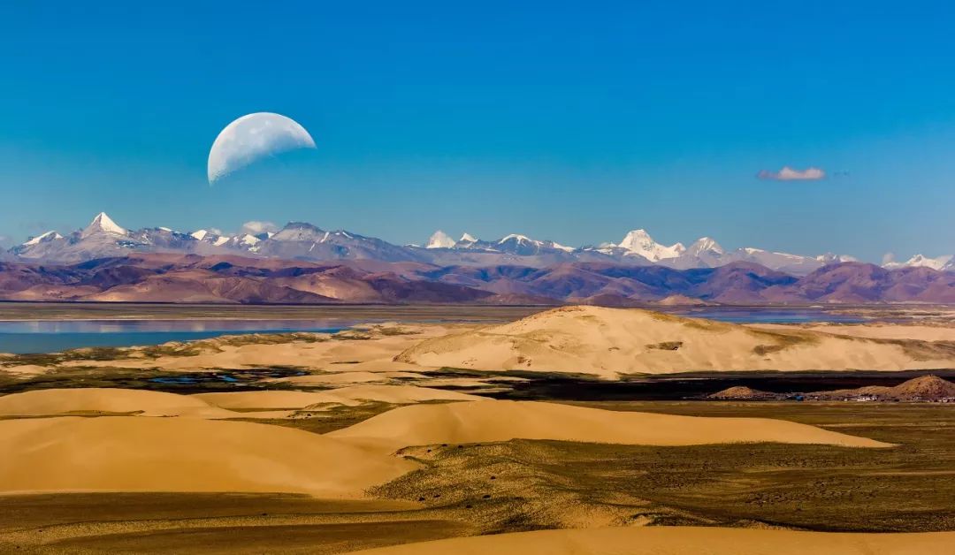 最值得去的10个国外旅行地,国内最值得去的二十个城市