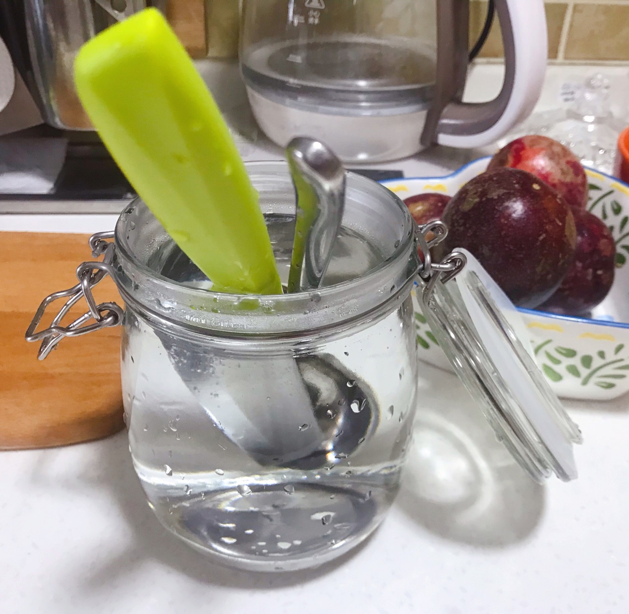 蜂蜜和柠檬一起泡好吃吗,蜂蜜和柠檬的正确吃法