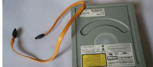 电脑光驱怎么安装串口视频,电脑光驱弹不出来