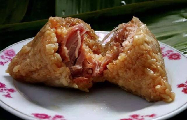 煮粽子是开水下锅还是冷水下锅,煮粽子是冷水下锅还是开水下锅好