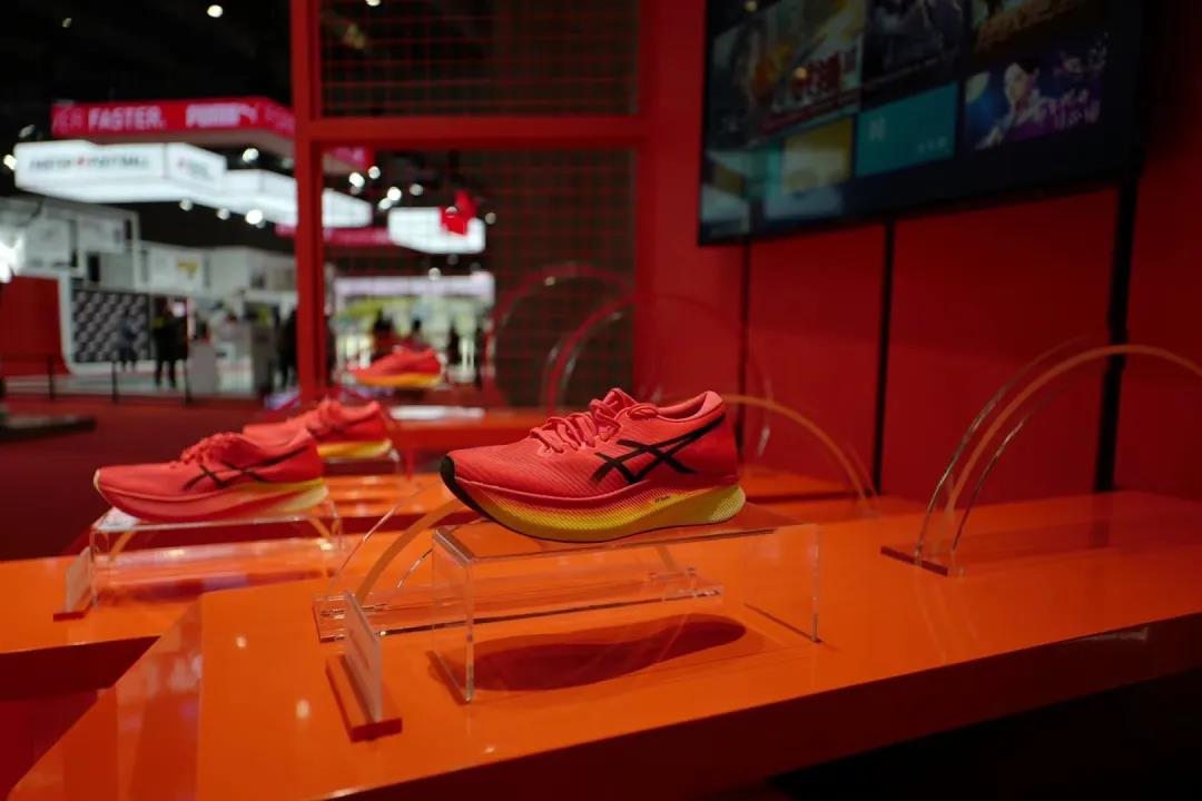 杨晨聊中国足球,杨晨谈国足