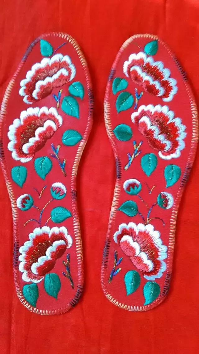 指尖飞舞鞋垫,100款惊艳手工鞋垫