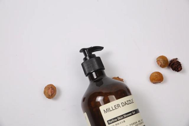 米叻男士焕肤香氛沐浴露,米叻沐浴露男士留香持久