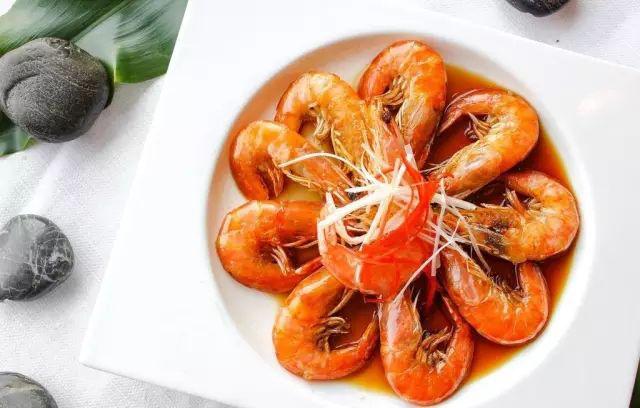 鲁菜葱烧海参正宗做法,经典鲁菜葱烧海参家常版做法简单