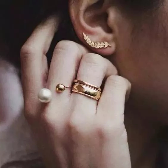 戒指戴法男各个手指的含义图解,戒指的戴法大全女生左手无名指