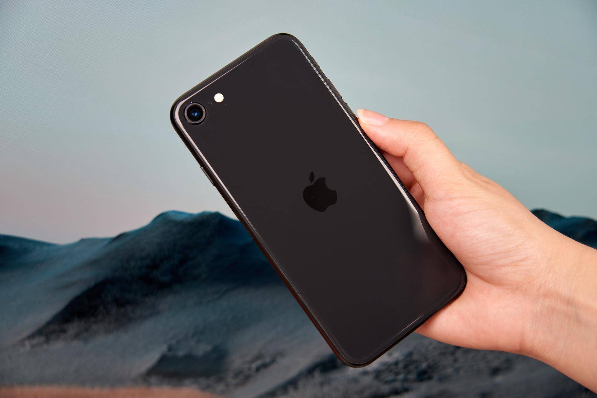 新款iphonese入手体验,新iphonese全额换新