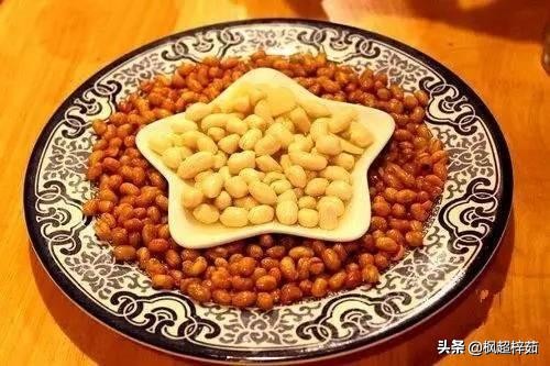 那些你想都想不到的搞笑菜名，太有才了！