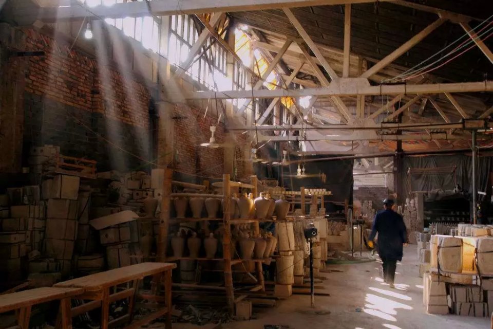 走进千年陶瓷古镇,景德镇碎瓷片博物馆之夜