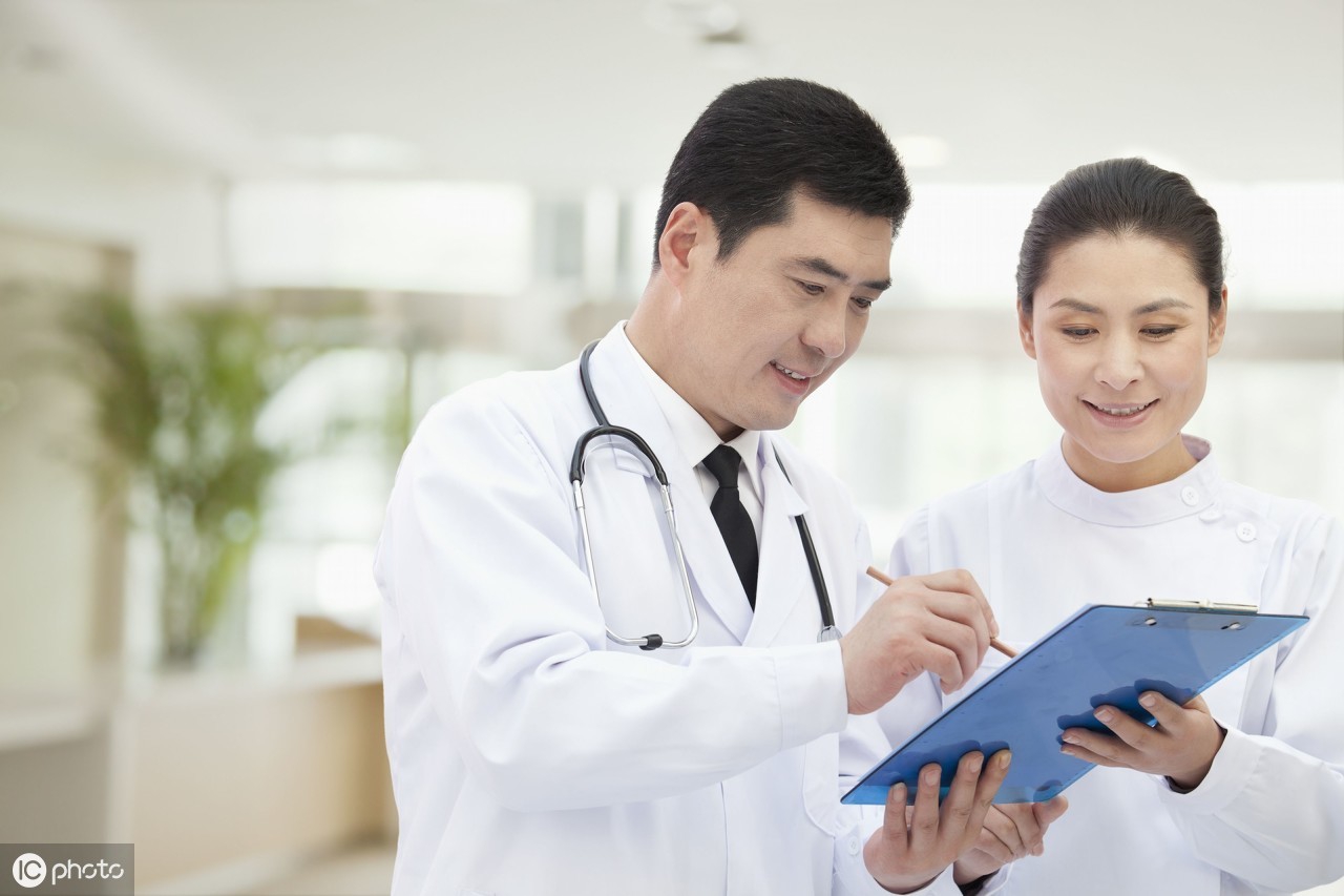 护士说：她威胁我“3分钟不回来，我就投诉！”