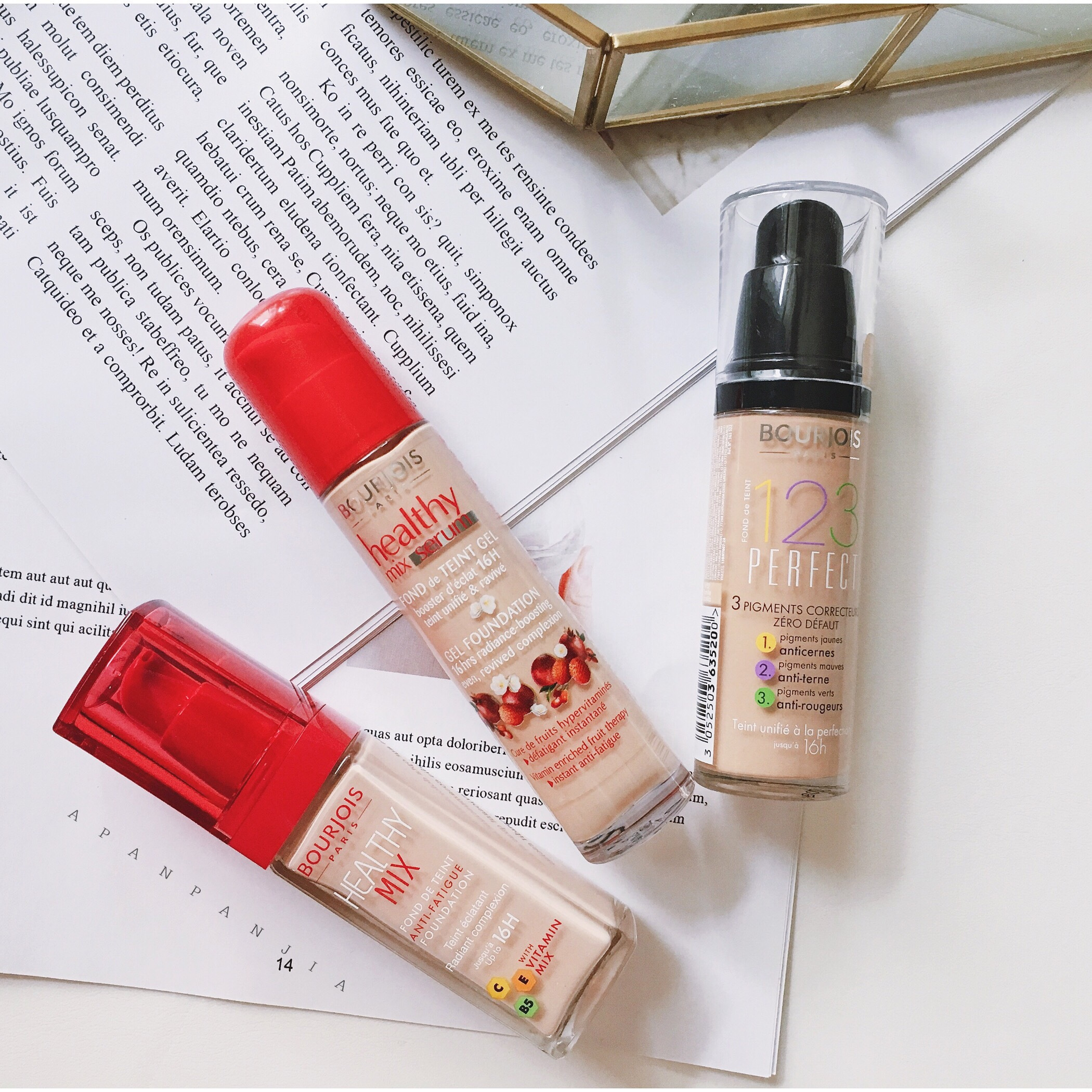 妙巴黎和wlab粉底液哪个好,妙巴黎粉底液真的好用吗