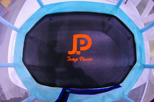 快乐童年蹦堡相伴JumpPower亮相2019CTE中国玩具展