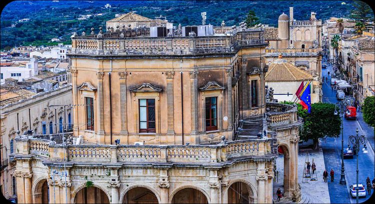 情迷西西里:漫步“蜜糖小城”诺托,感受巴洛克建筑艺术的灵动、浪漫与激情