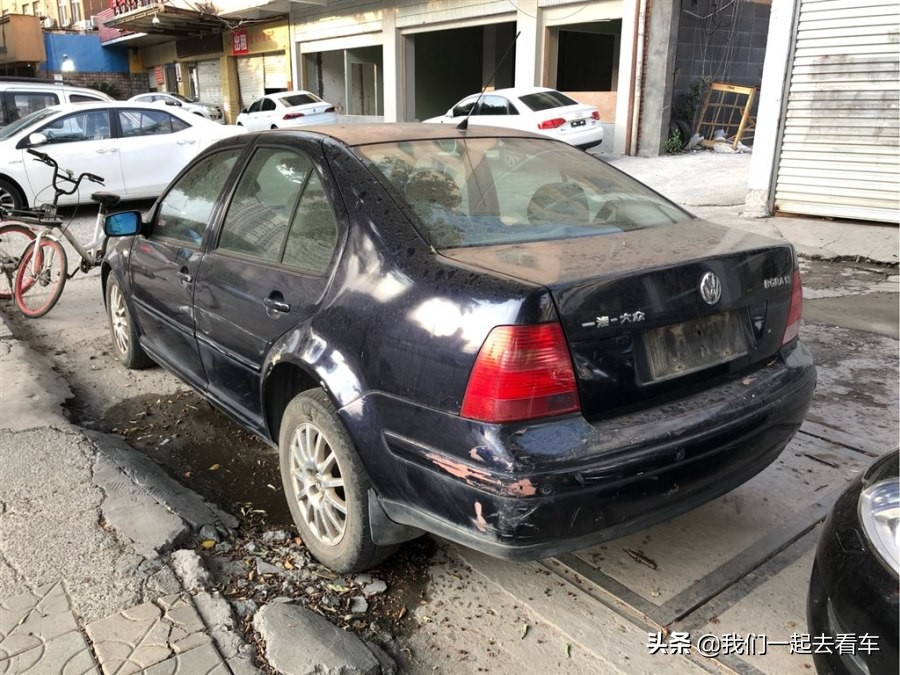 花300万买了一堆二手车,花3万元买的18万元的二手车会怎样