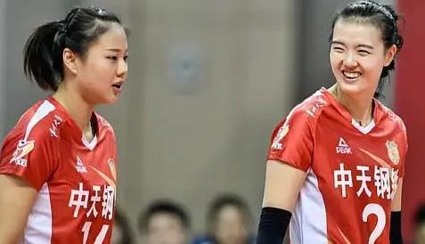 太让人羡慕了！女排悍将开豪车出门装快递，车辆价格超三百万