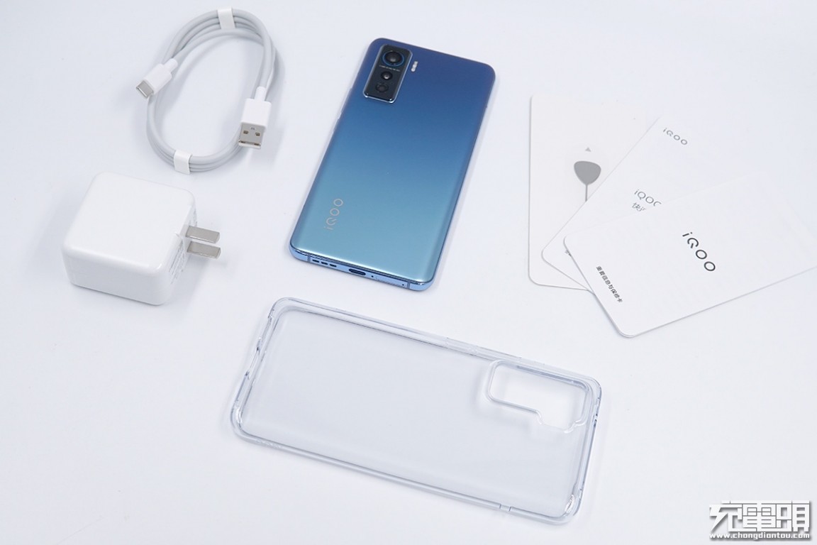 vivoiqooneo5充电,iqoo5支持66w快充