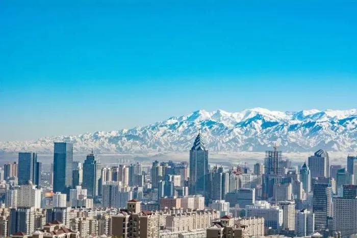 美出新高度下一句,美出新高度是什么