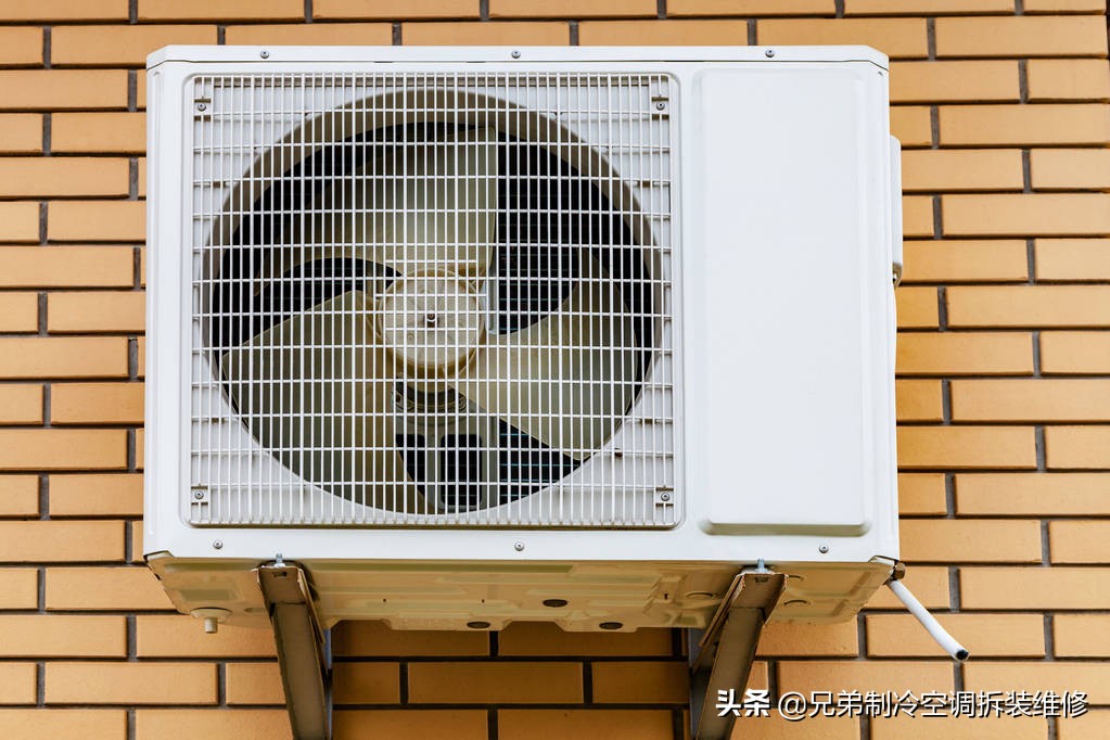 空调不排水也不制冷只吹风,空调制冷水管不排水怎么解决