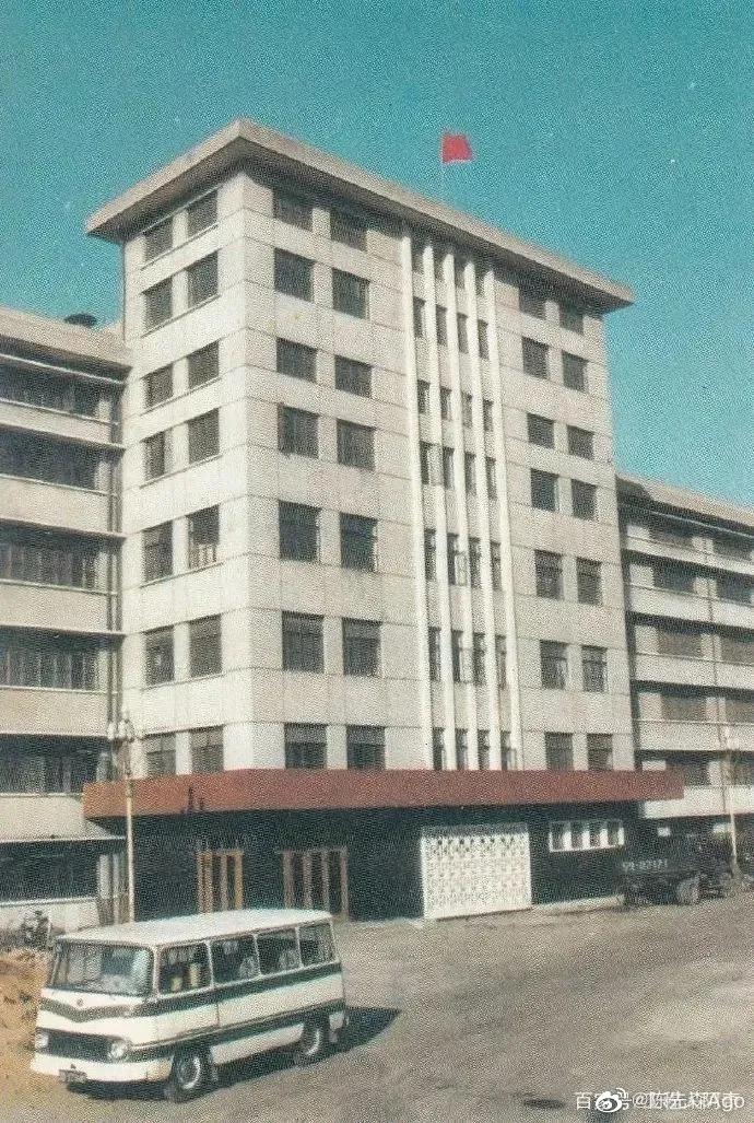 九十年代天津老照片图文,老照片1980年的天津街景