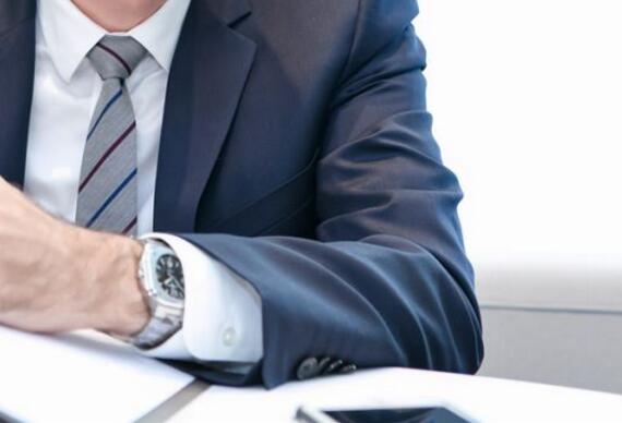 都市探险，柏莱仕手表国内第一家线下店开业有惊无险，好比微小说