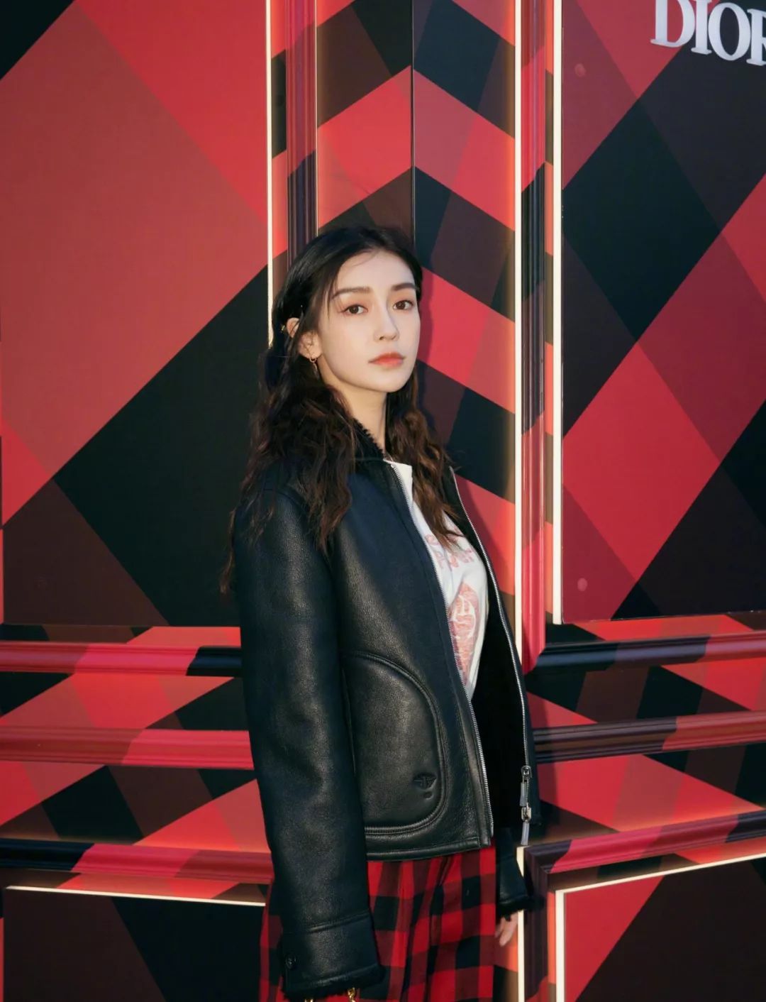 外套那么多，今年我还是选皮衣