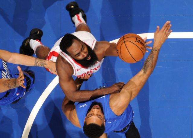 湖人vs掘金在线播免费球赛,快船vs湖人第一次洛城德比