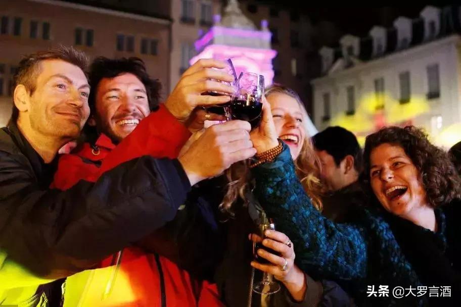 缇庨涔嬮兘,閲屾槀缇庨