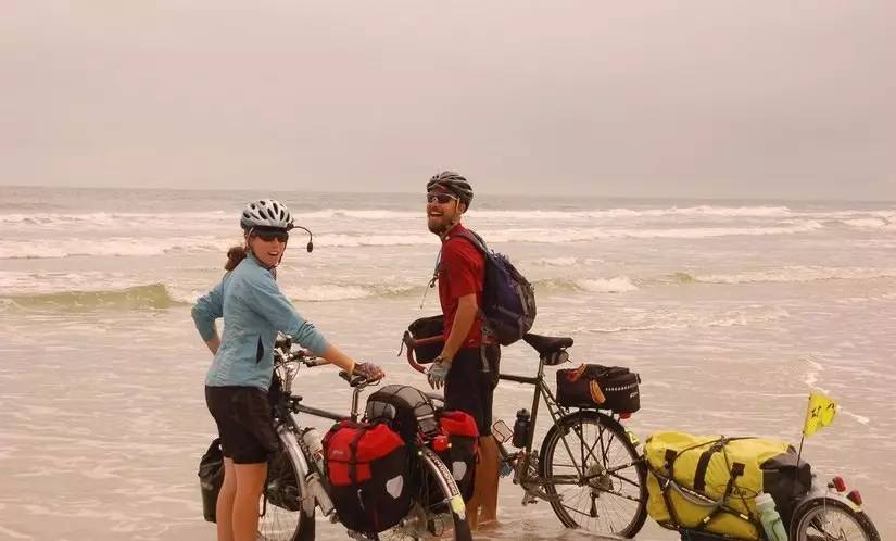 骑行动感单车大腿酸疼,骑行大腿筋疼怎么办