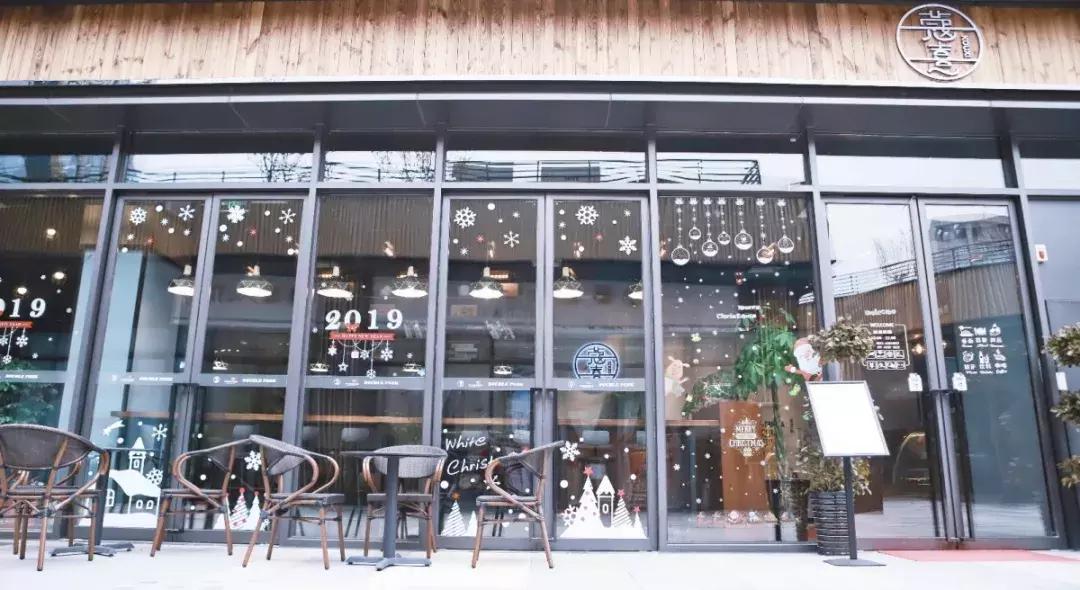 如果你想体验一把虎口吃鱼子酱，合肥这家店可以满足你！