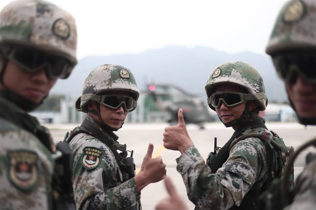 特战尖兵是如何练成的？“理科学霸”在驻港部队呼叫“野狼”