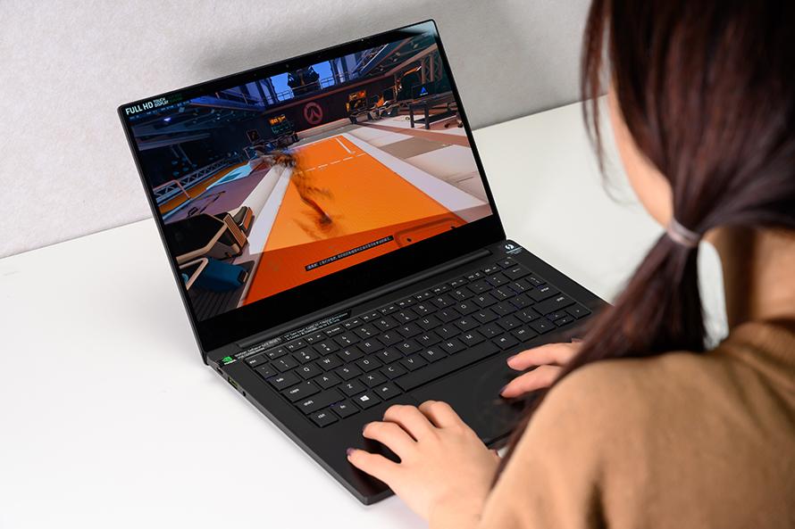 razerblade雷蛇灵刃13潜行版,雷蛇灵刃13潜行版能不能运行3dmax