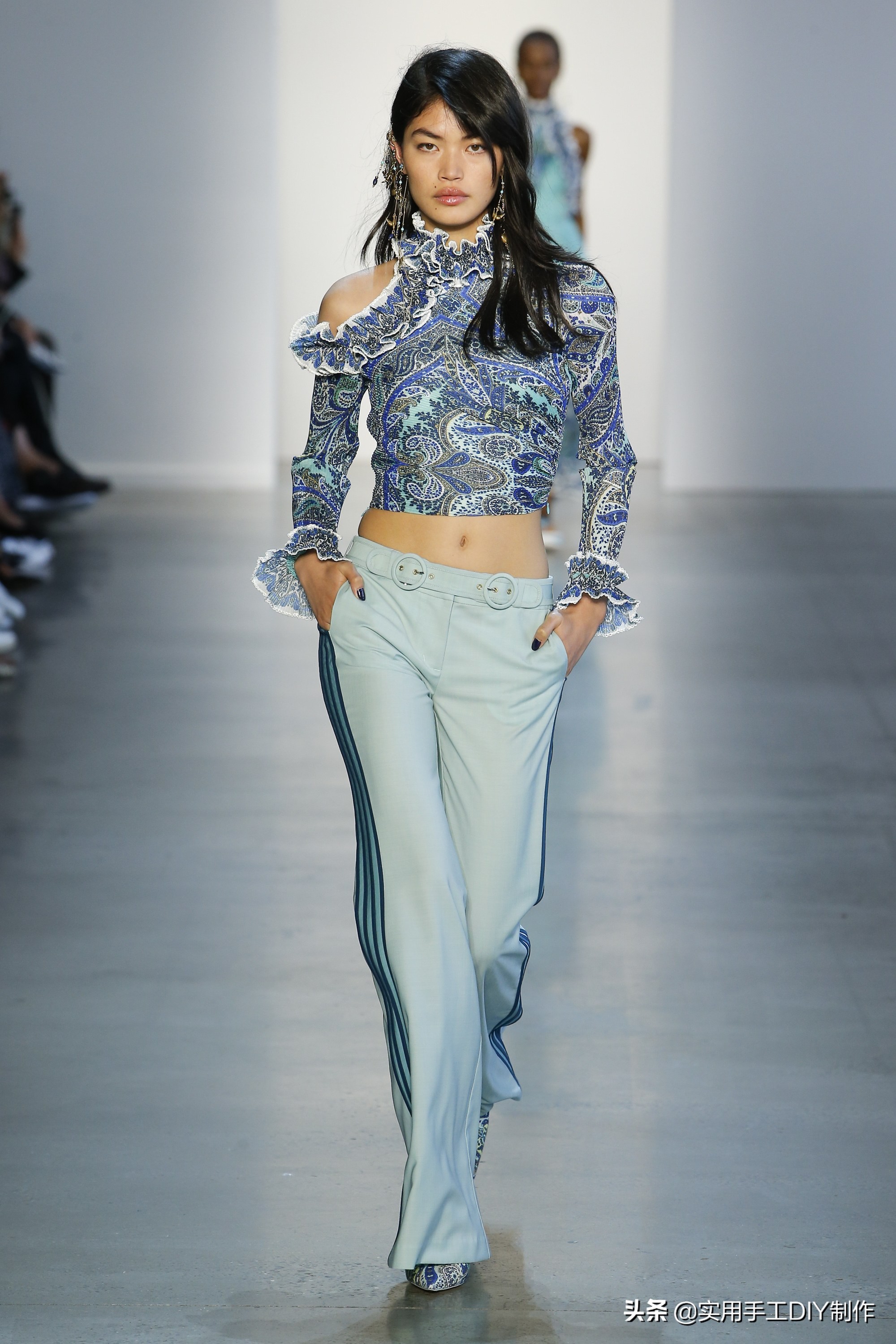 zimmermann连衣裙2019,zimmermann连衣裙2022春夏成衣系列