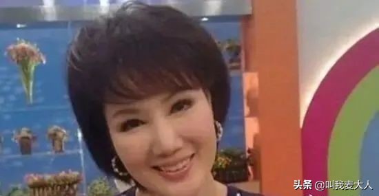 风流的马景涛:7段感情,2段婚姻,二婚娶小21岁娇妻身材很撩人